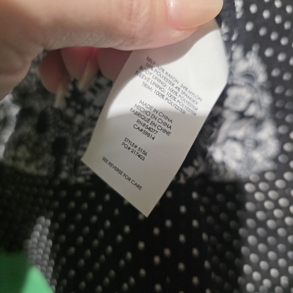 CAbi Size 4 Black Blazer Elegant PTP 18 Length 18 - EUC - Picture 5 of 5